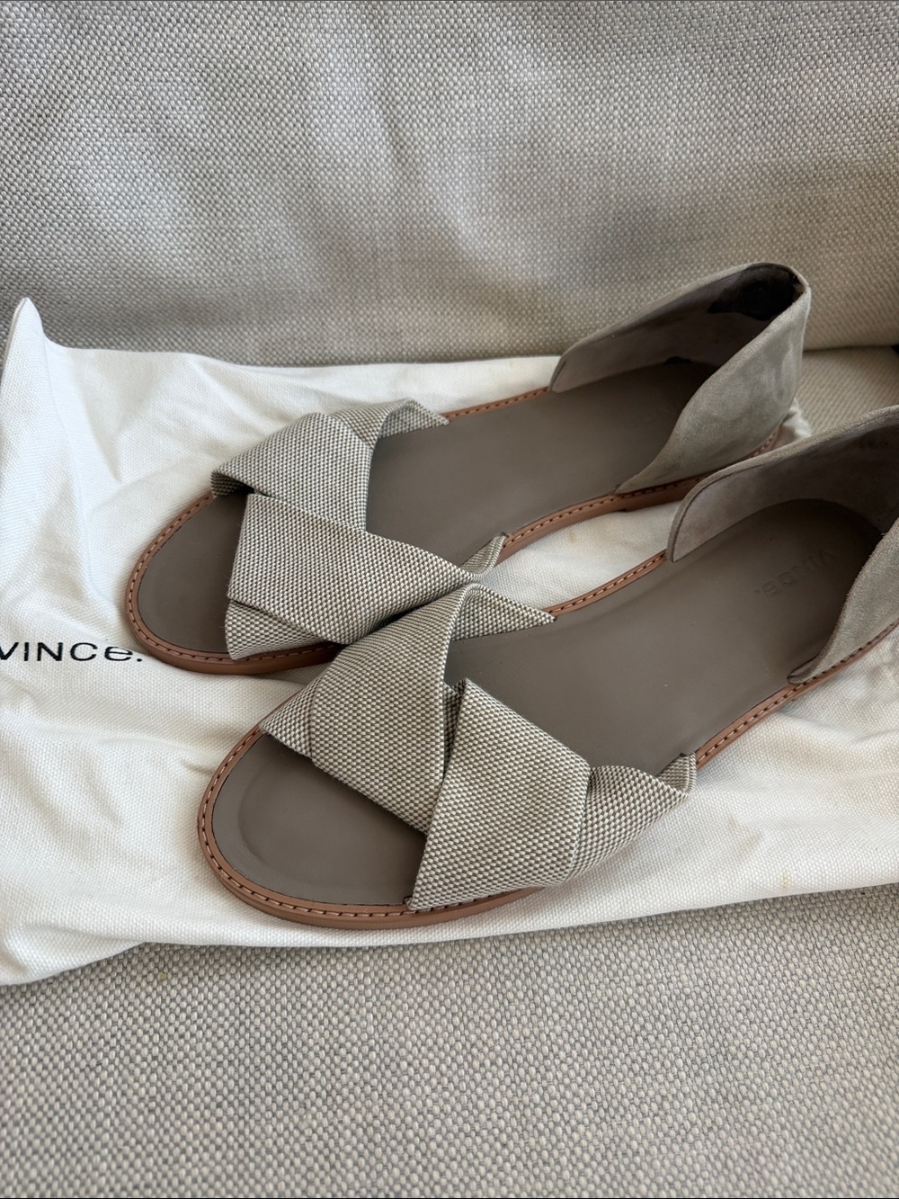 Vince Taupe Beige Cross-Strap Open-Toe Flat open toe shoe